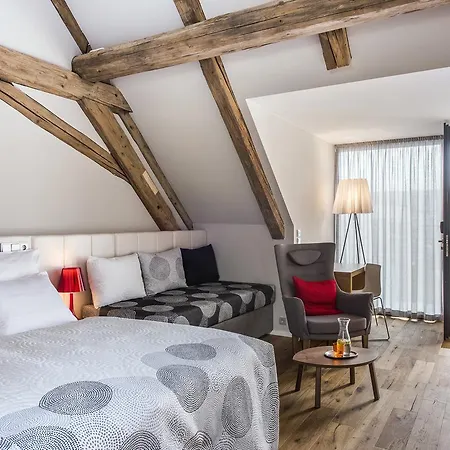 Yard Hotell