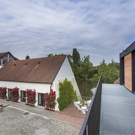 Hotel Yard Predboj