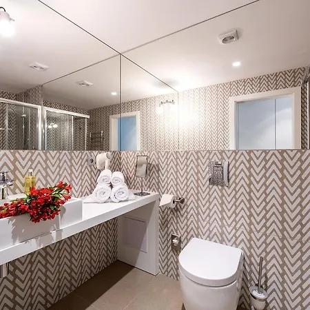 Yard Hotel 4*