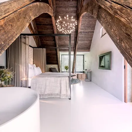 Yard Hotel
