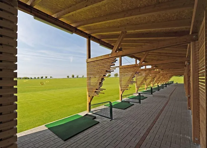 Yard Szálloda 4*