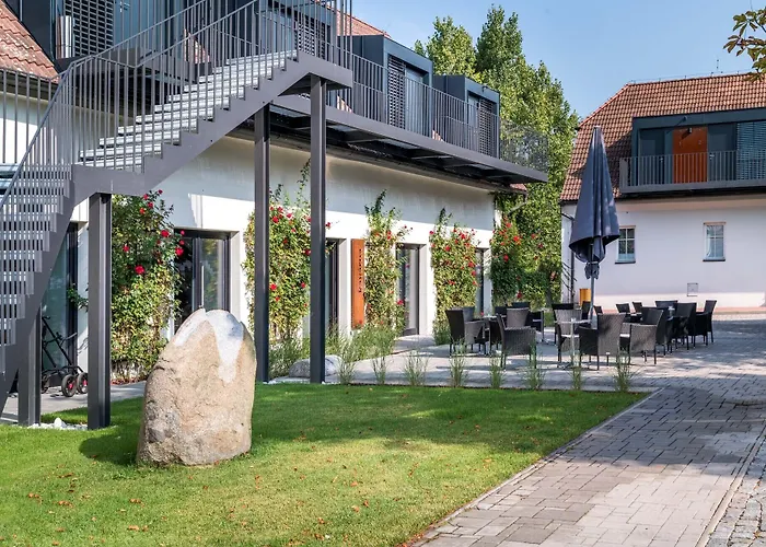 Yard 4* Předboj