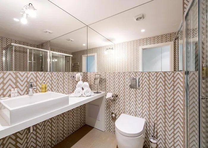 Yard Hotel 4*